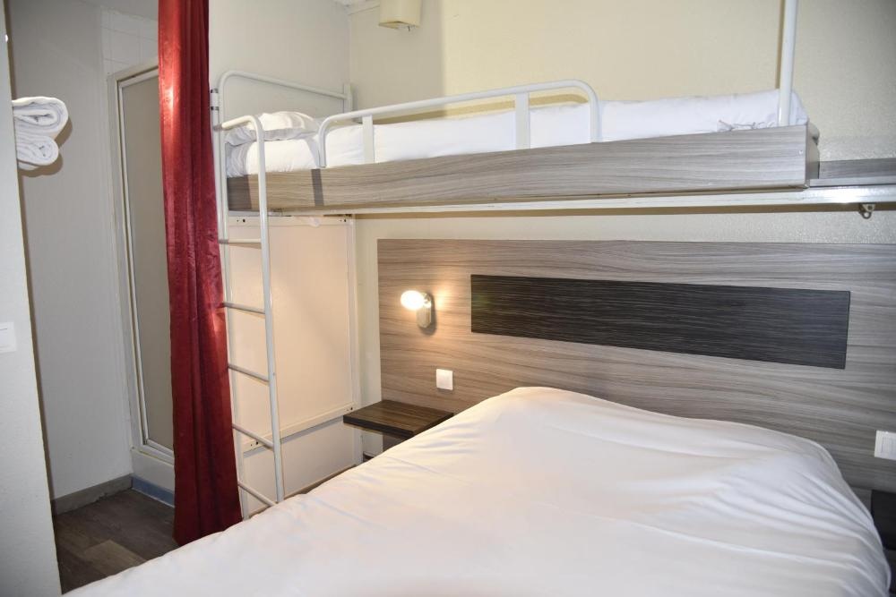 Room image 5